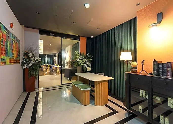 South Vandeco Hotel 2*