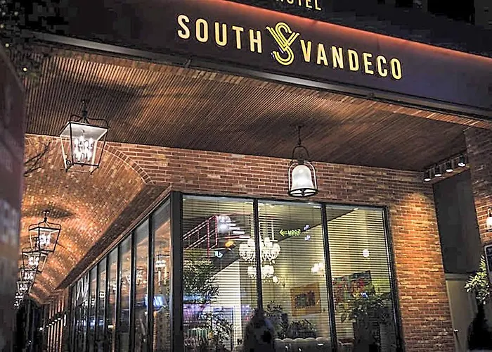 South Vandeco 2* Busan